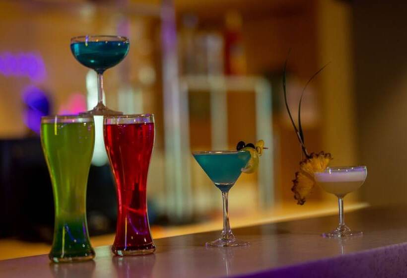 酒店 La Oasis By Meraden