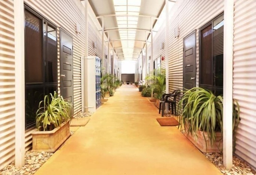 هتل Mia Mia House In The Desert