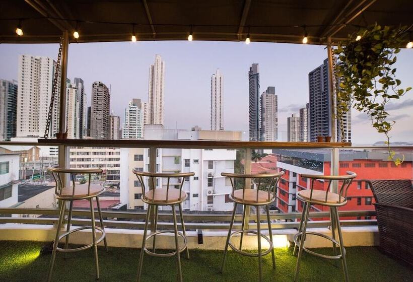 Отель Ojos Del Rio