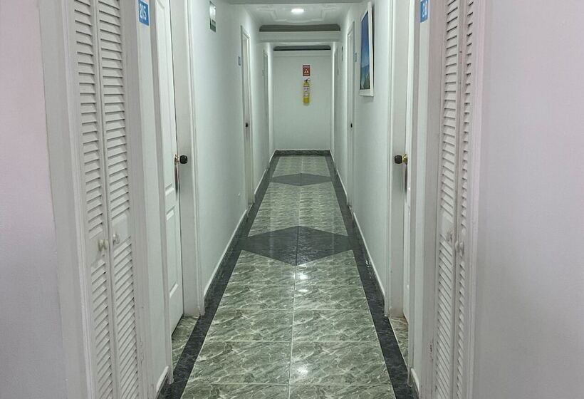 בית מלון כפרי On Vacation Coral Flower