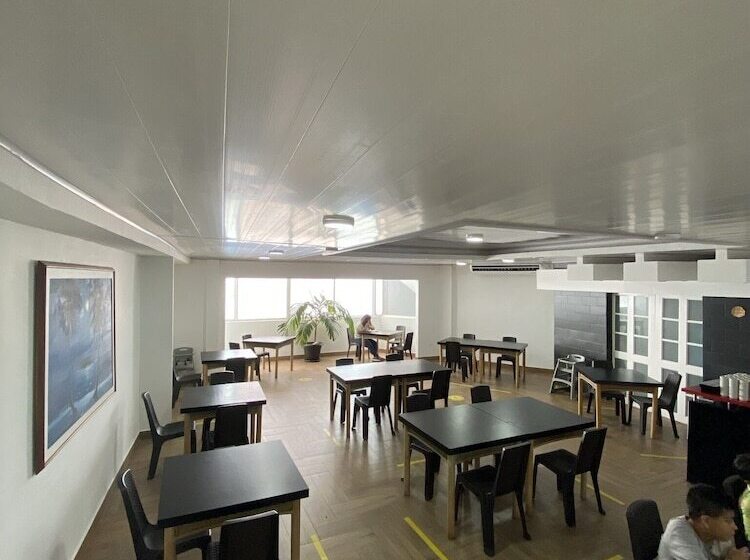 בית מלון כפרי On Vacation Coral Flower