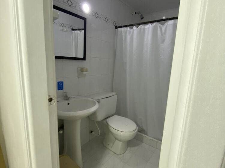 בית מלון כפרי On Vacation Coral Flower