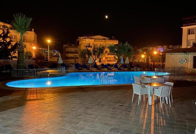 Отель Oya Family Suites