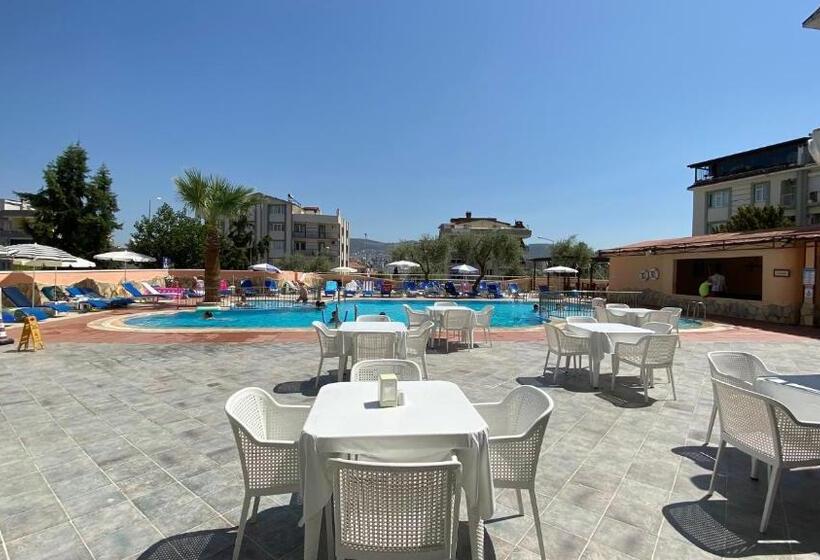 Отель Oya Family Suites