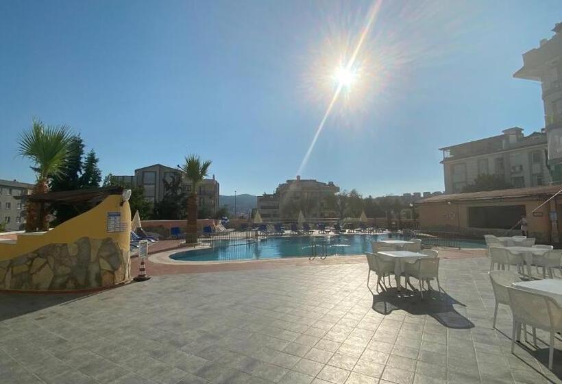 Отель Oya Family Suites