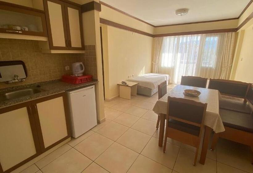 Отель Oya Family Suites