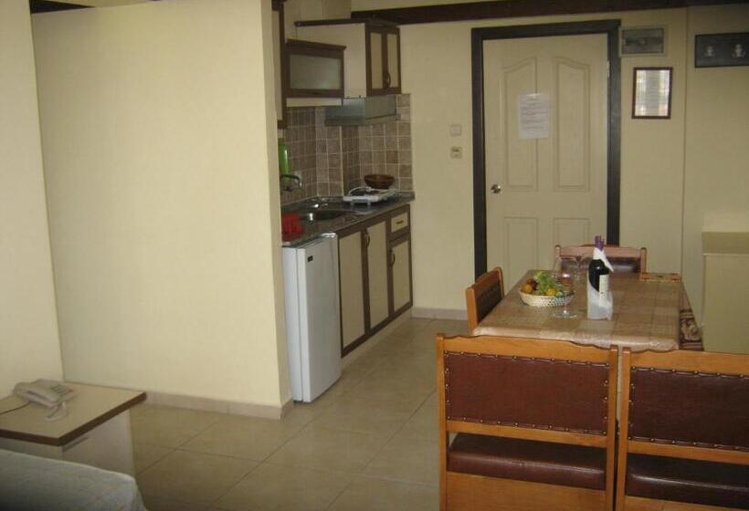 Отель Oya Family Suites