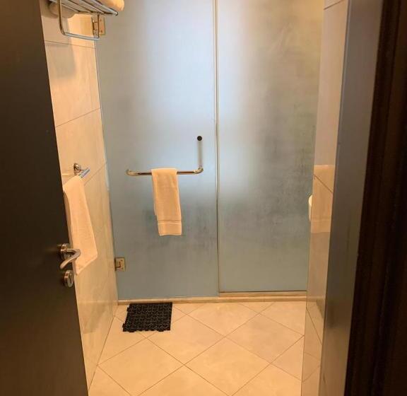 Paragon Hotel Apartments