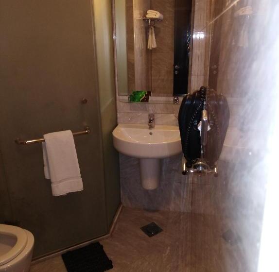 Paragon Hotel Apartments