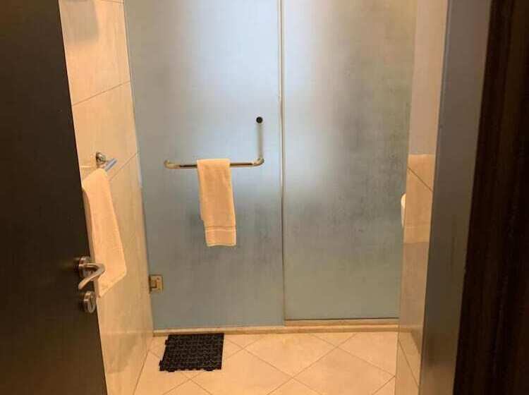 Paragon Hotel Apartments