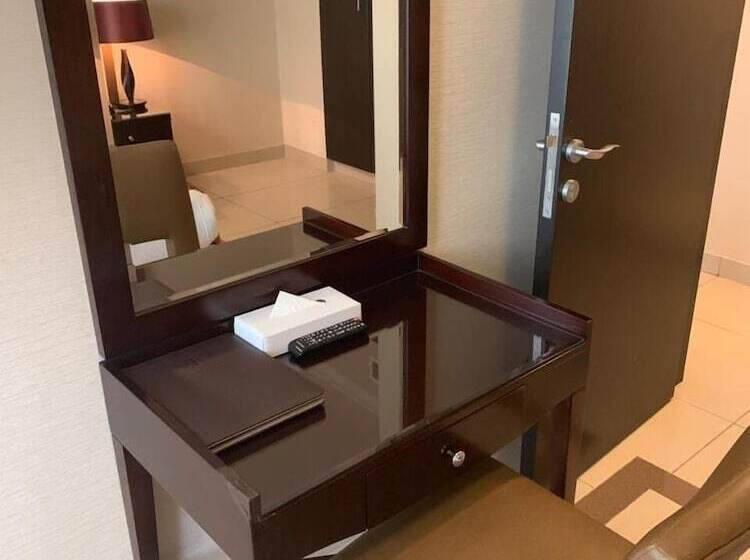 Paragon Hotel Apartments