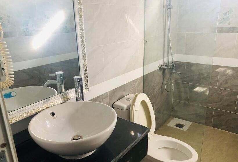 هتل Phu Van Resort & Spa