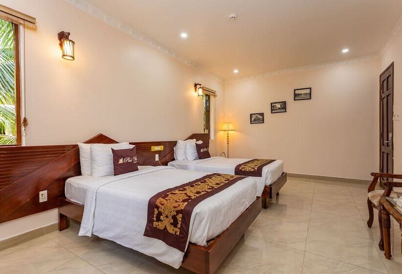 هتل Phu Van Resort & Spa