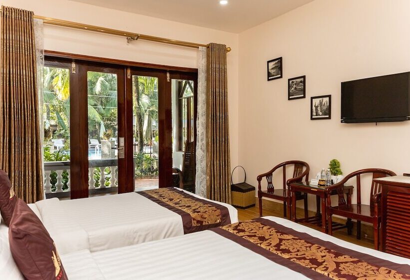 هتل Phu Van Resort & Spa