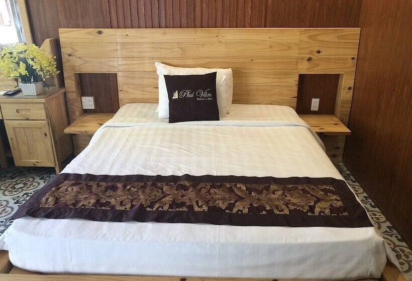 هتل Phu Van Resort & Spa