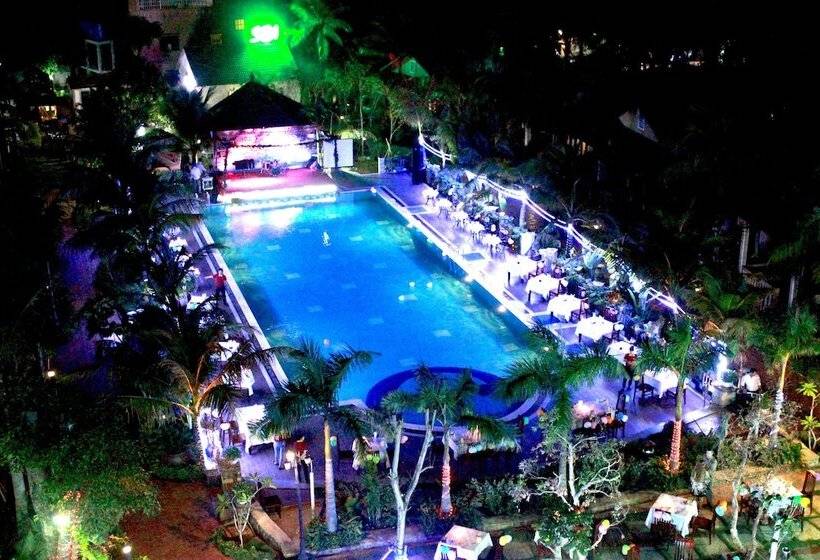 هتل Phu Van Resort & Spa