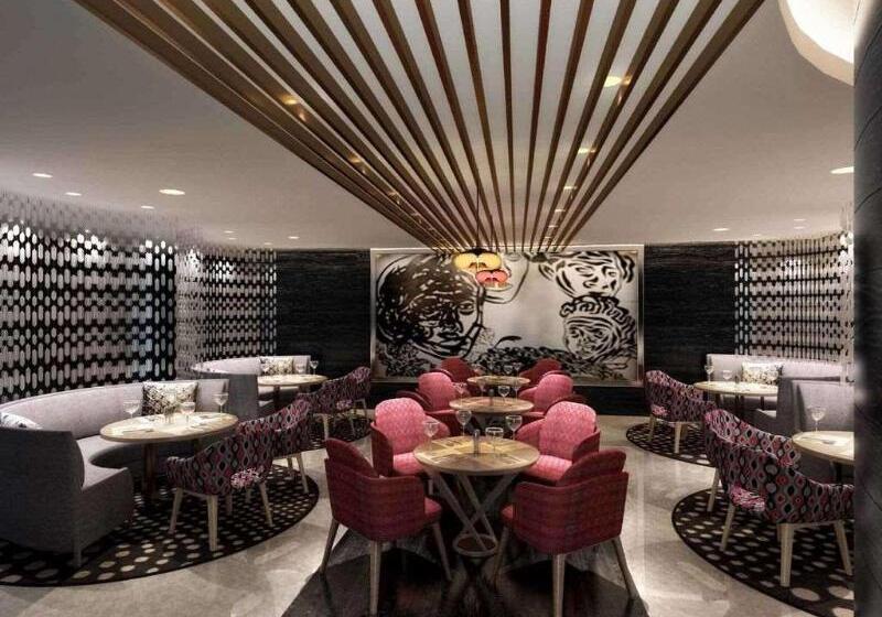 هتل Pullman Nanjing Lukou Airport