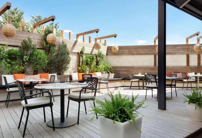 בית מלון כפרי Ramada Plaza By Wyndham Eskisehir