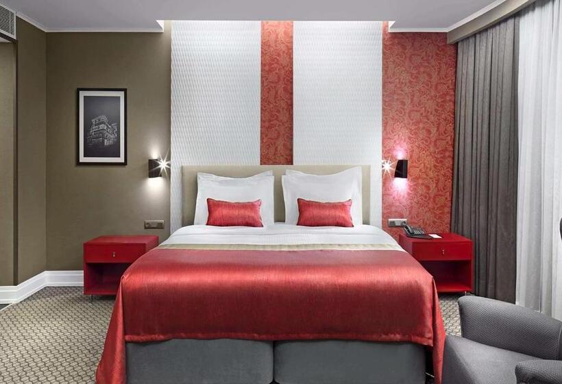 בית מלון כפרי Ramada Plaza By Wyndham Eskisehir