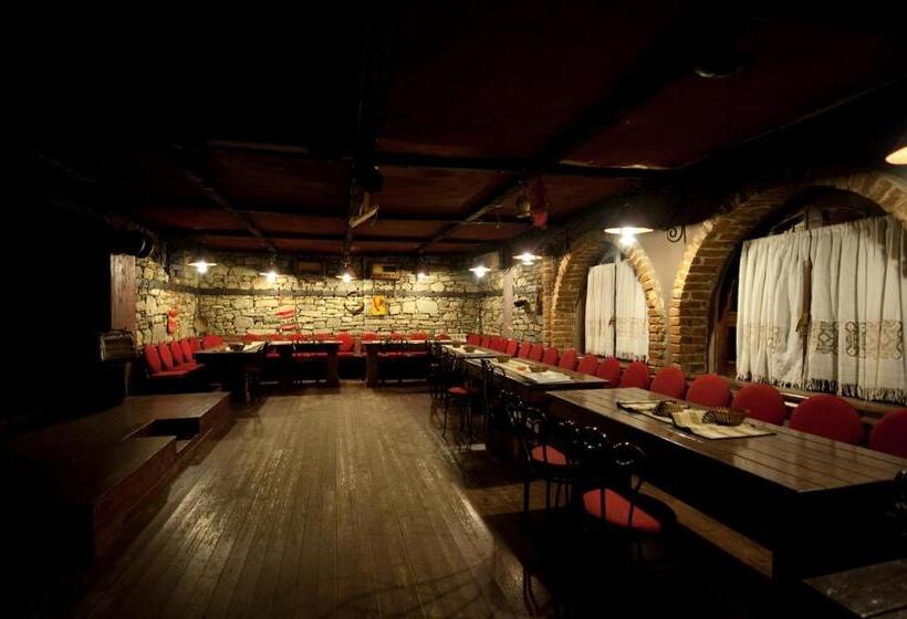 בית מלון כפרי Restaurant Bujtina E Gjelit