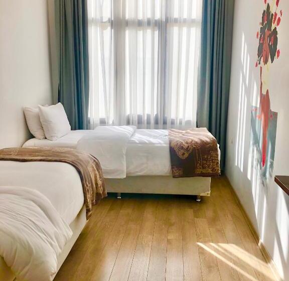 ホテル Rumours Inn