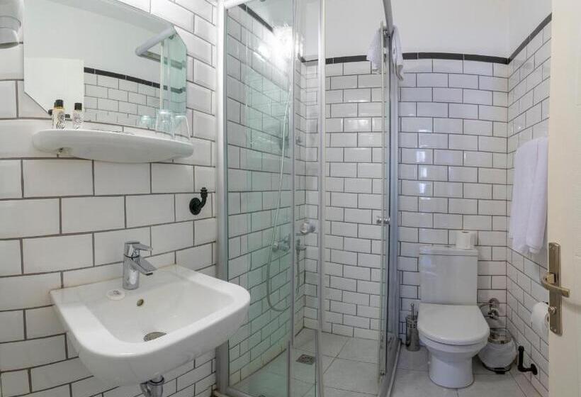 ホテル Rumours Inn