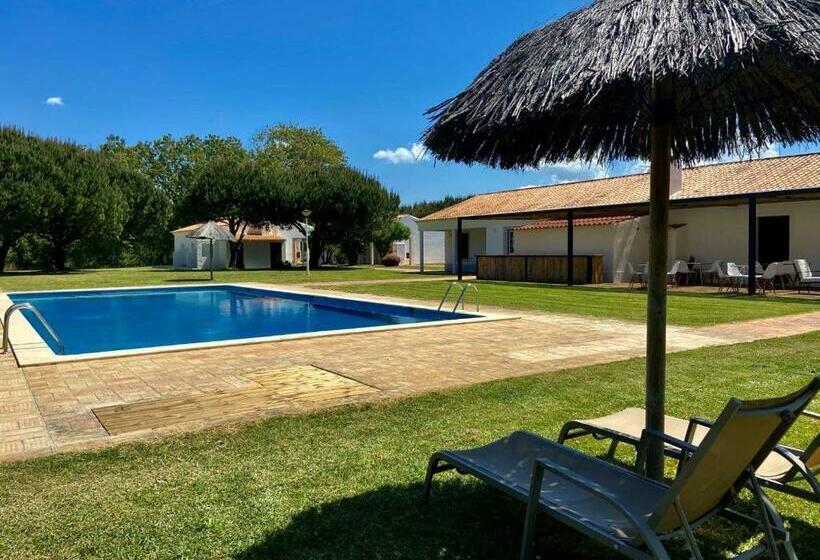 Сельский отель Herdade Moita Mar Country & Sea