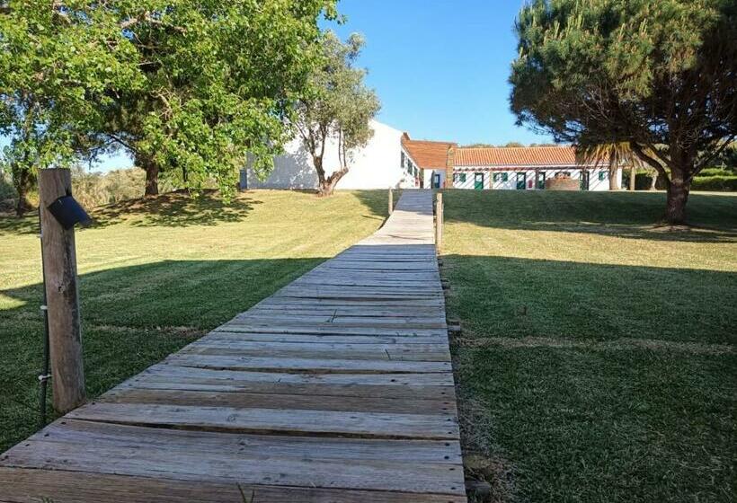 Сельский отель Herdade Moita Mar Country & Sea