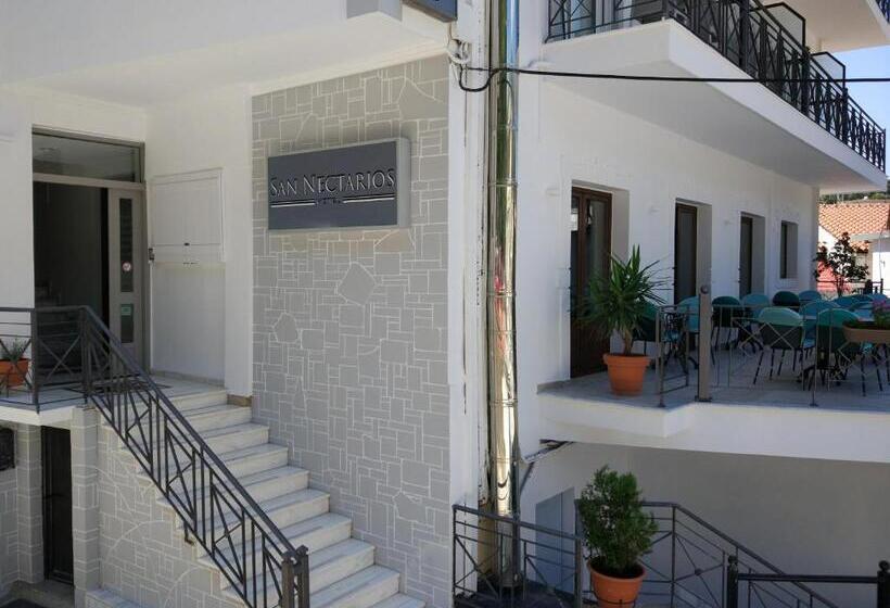 בית מלון כפרי San Nectarios