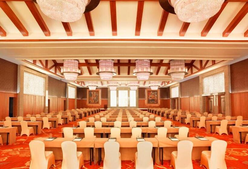 호텔 Sheraton Changbaishan Resort