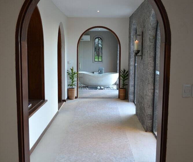 فندق St Michel Wellness