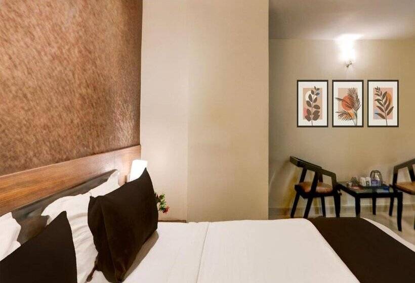 هتل Super Townhouse Oak Madhapur Nera Regency