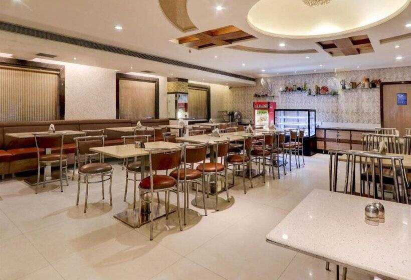 هتل Super Townhouse Oak Madhapur Nera Regency