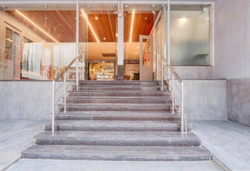 هتل Super Townhouse Oak Madhapur Nera Regency