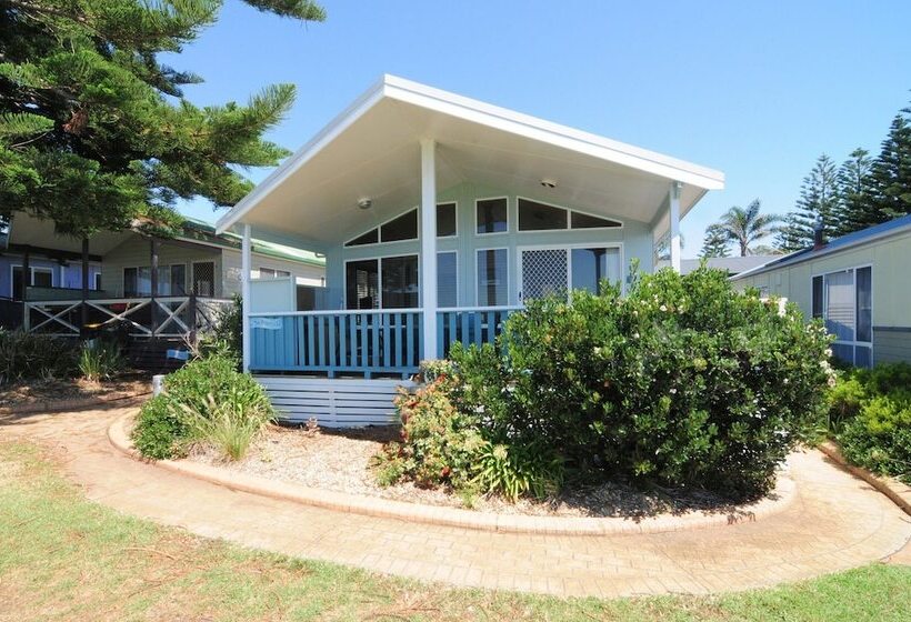 בית מלון כפרי Surf Beach Holiday Park