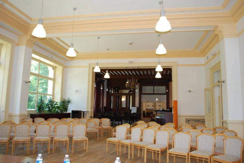 Terres De France Appart Hotel Le Splendid