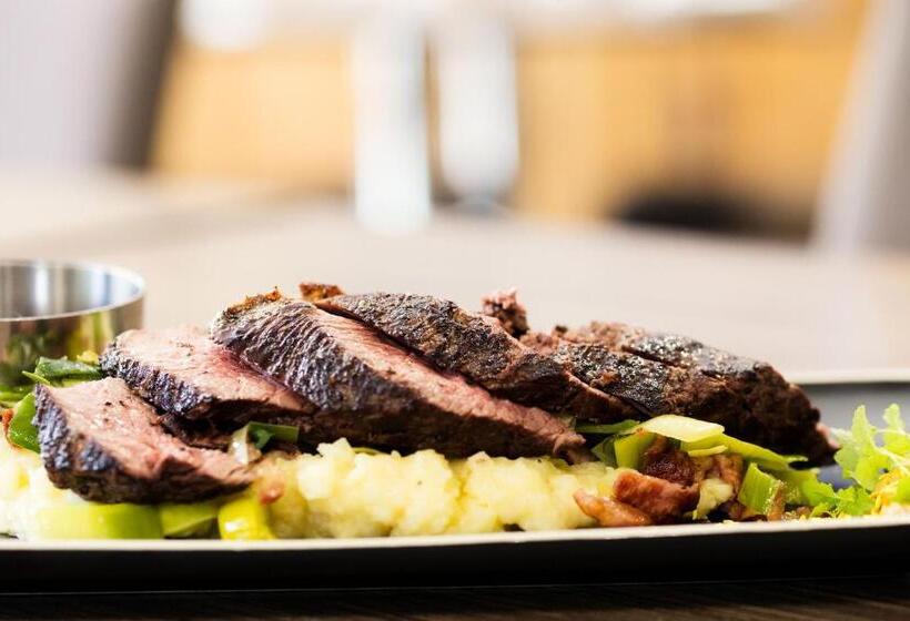 בית מלון כפרי The Remington Muswellbrook