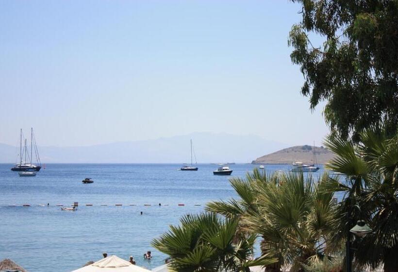 Toloman Hotel Bitez Beach