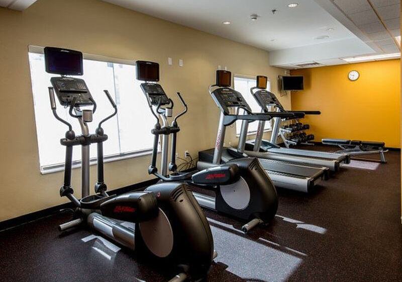 فندق Towneplace Suites By Marriott Florence