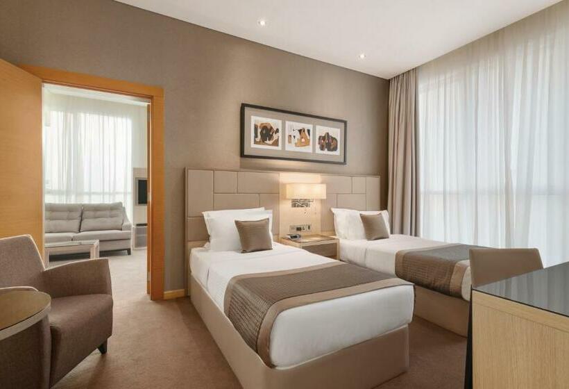 فندق Tryp By Wyndham Abu Dhabi City Center