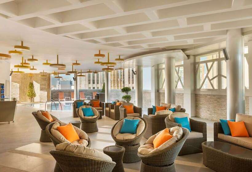 فندق Tryp By Wyndham Abu Dhabi City Center