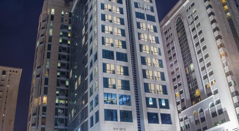 فندق Tryp By Wyndham Abu Dhabi City Center