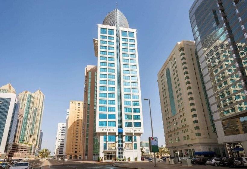فندق Tryp By Wyndham Abu Dhabi City Center