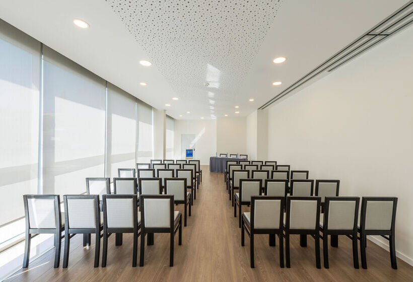 فندق Tryp By Wyndham Leiria