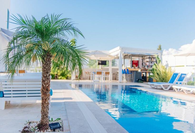 Отель Via Farilya