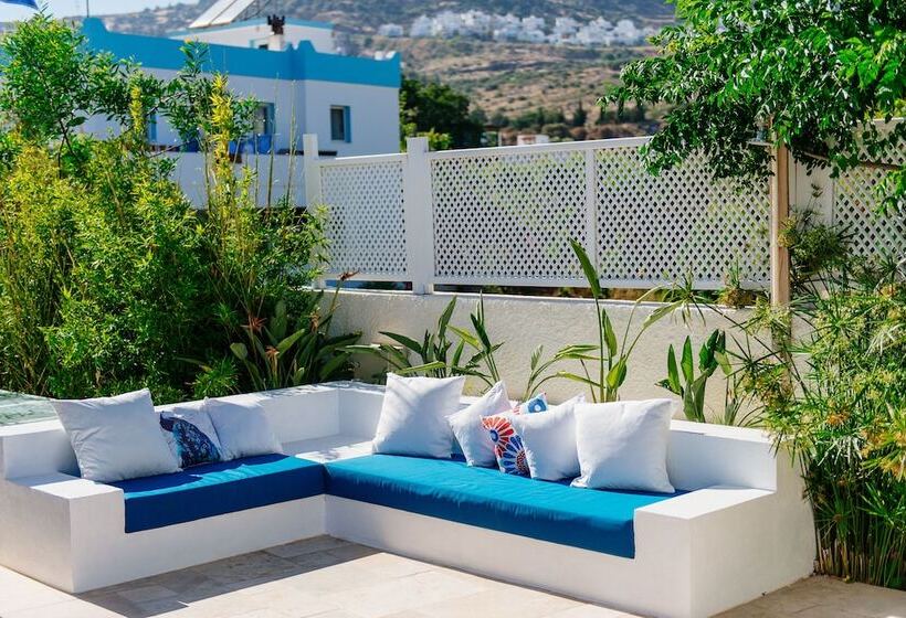 Отель Via Farilya