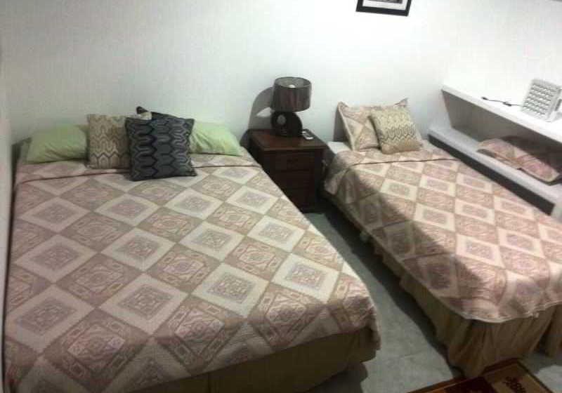 هتل Vianovas Place