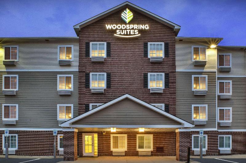בית מלון כפרי Woodspring Suites Holland  Grand Rapids