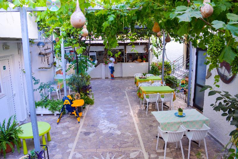 Lefka Hotel & Apartments