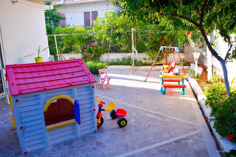 Lefka Hotel & Apartments